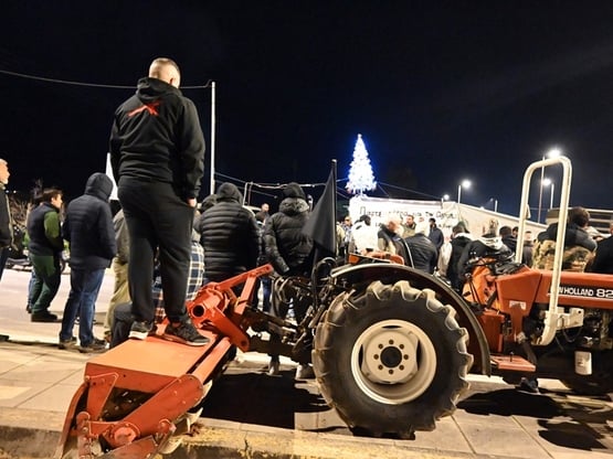 Αγρότες: Δημιουργική ασάφεια από Τσιάρα ...