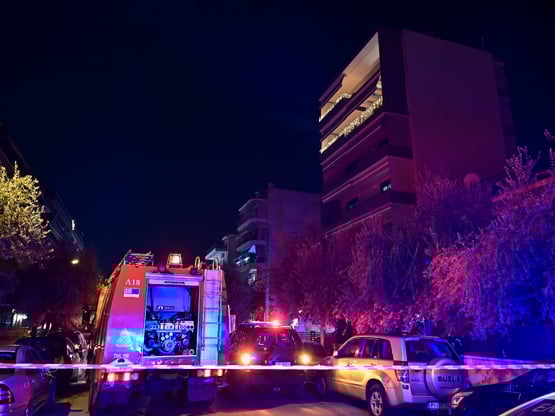 Καλλιθέα: Φωτιά σε διαμέρισμα- Δύο άτομα...