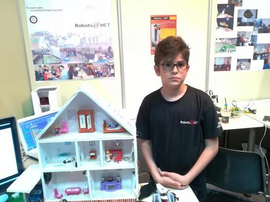 Ο 10χρονος Νικόλας παρουσιάζει μοναδικά ...