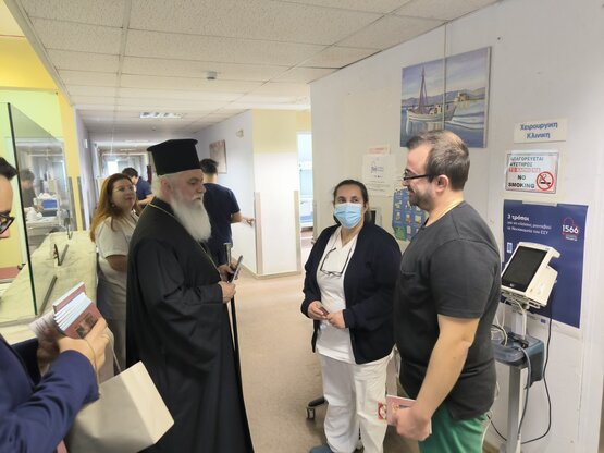 Επίσκεψη του Μητροπολίτη Καλαβρύτων και ...