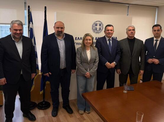  Χριστίνα Αλεξοπούλου: Συνάντηση στο Υπο...