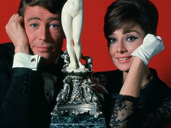 Επαναπροβάλλεται στη χώρα μας η κομεντί ...