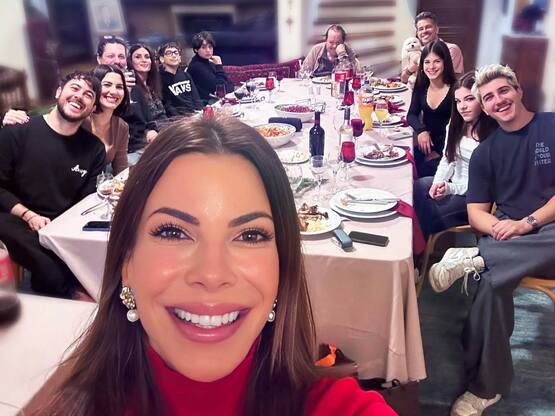 Ο παππούς Γιάννης Πάριος με τους 4 γιους...