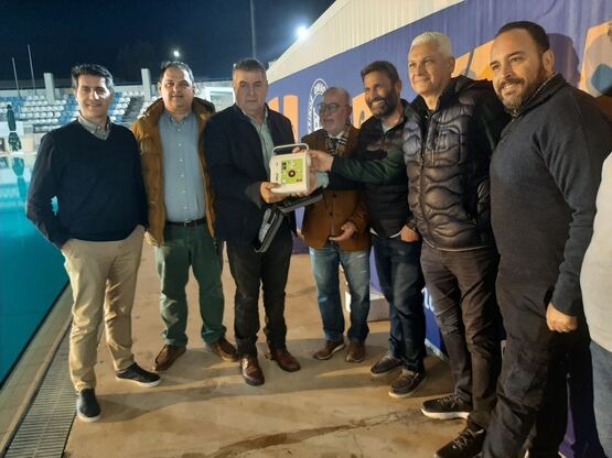 Παραδόθηκε Αυτόματος Εξωτερικός Απινιδωτ...