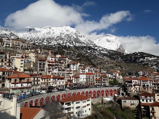 Χειμωνιάτικες αποδράσεις σε πετρόχτιστα ...