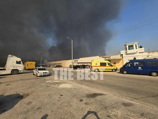 Δυτική Ελλάδα - Η φωτιά καίει κοντά στις...