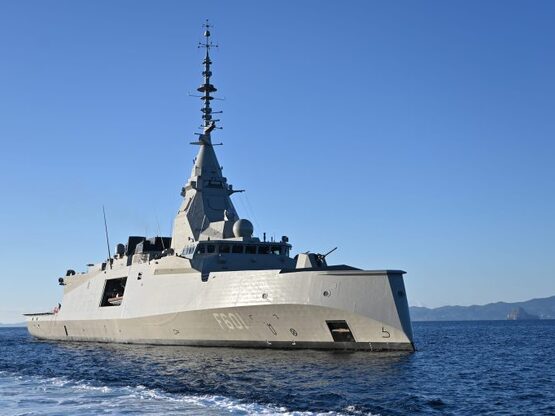 Απέπλευσαν οι δύο ελληνικές φρεγάτες «Κί...