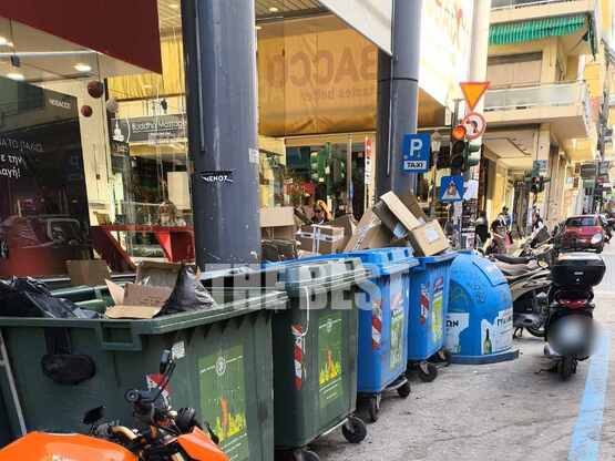 Πάτρα: Η μεγαλύτερη πιάτσα ταξί του κέντ...