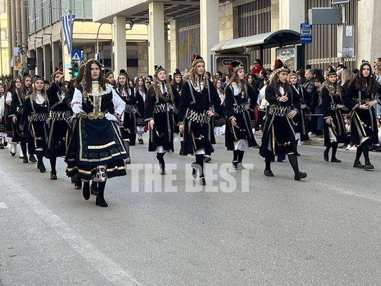 Η Πάτρα τιμά την 25η Μαρτίου-  ΔΕΙΤΕ LIV...