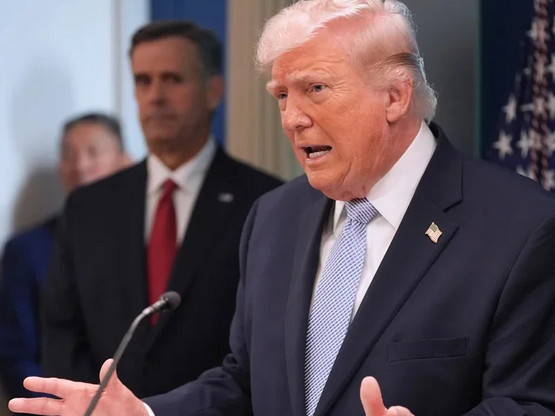 Τραμπ: Ανοίγω τα Στενά και ο Σι θα μου κ...