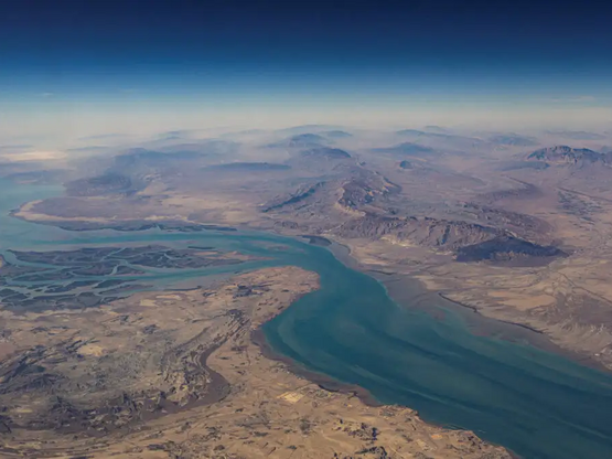 WSJ: Αμερικανικά πολεμικά αεροσκάφη ξεκι...