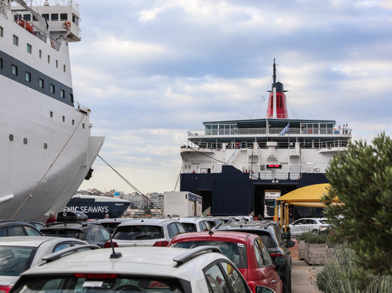 Με το πλοίο της γραμμής- Σε πλήρη εξέλιξ...