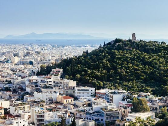 “Βραχνάς” η στέγαση: 1 στους 3 δεν μπορε...