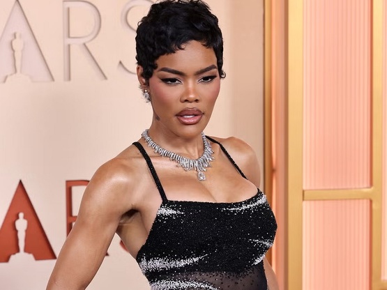 Tεγιάνα Τέιλορ: Ντόρος και με τα διαμάντ...