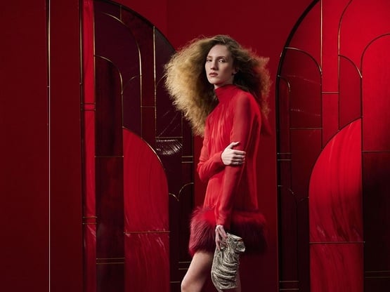 Kalogirou Holiday Campaign: Πολύ κόκκινο...