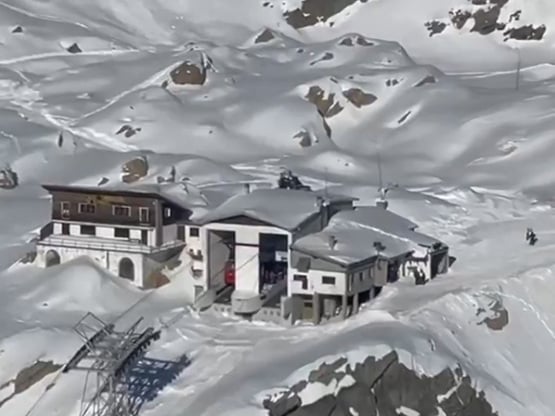 Ατύχημα με τελεφερίκ στην Ιταλία: Τέσσερ...