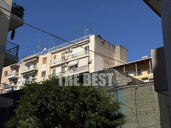 Πάτρα: Συναγερμός σε αστυνομία και πυροσ...