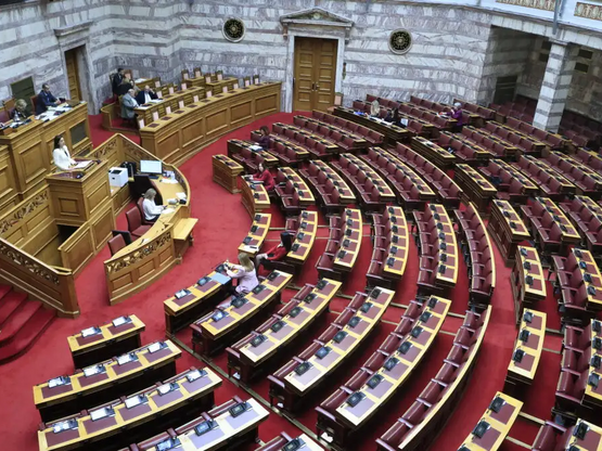 Συμφωνίες με τη Chevron για έρευνες υδρο...