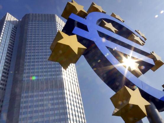 Αν μας βγάλουν από το ευρώ μπαίνουν στην...