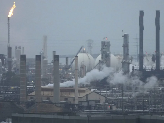 Γιατί ο Τραμπ θέλει το πετρέλαιο της Βεν...