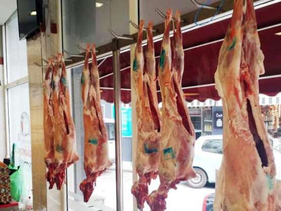 Πάτρα: Το κρέας στο χριστουγεννιάτικο τρ...