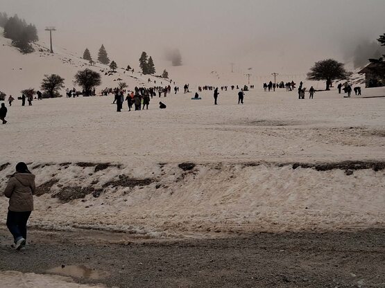 Από άσπρο... κόκκινο το χιόνι στο Χιονοδ...