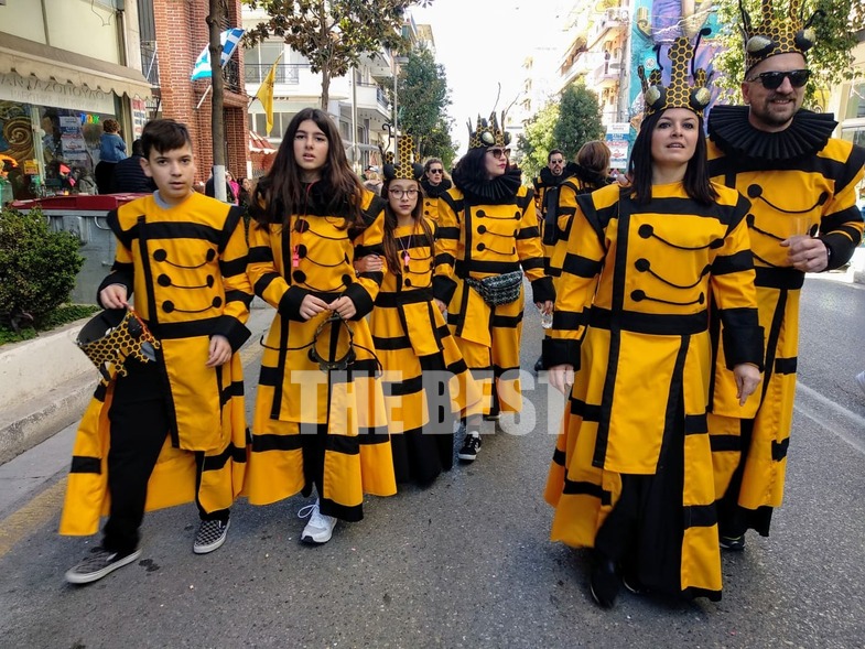 Στους δρόμους τα πληρώματα του πατρινού καρναβαλιού - Παρέλασαν και στο Ρέθυμνο - εικόνα 4
